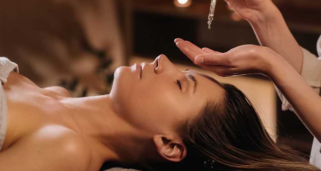 secret-oasis-spa-aromatherapy-massage_beneficial-oil